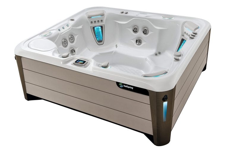 grandee-hot-tub