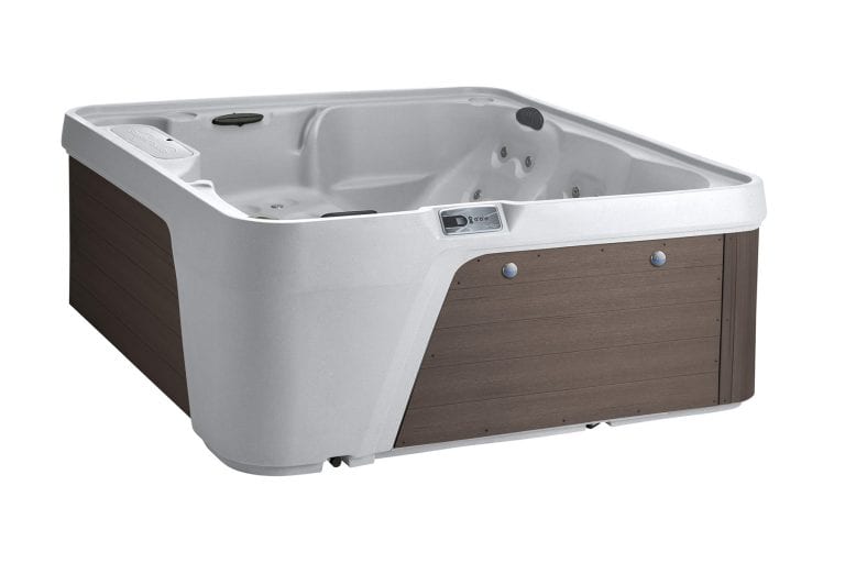 hot-tub-runs-off-110v